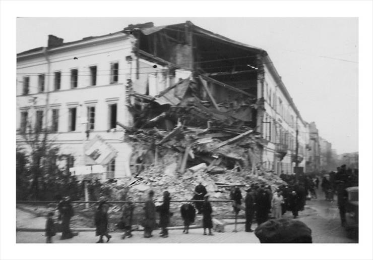 Warszawa w latach okupacji 1939-1944 - Warsaw 071.jpg